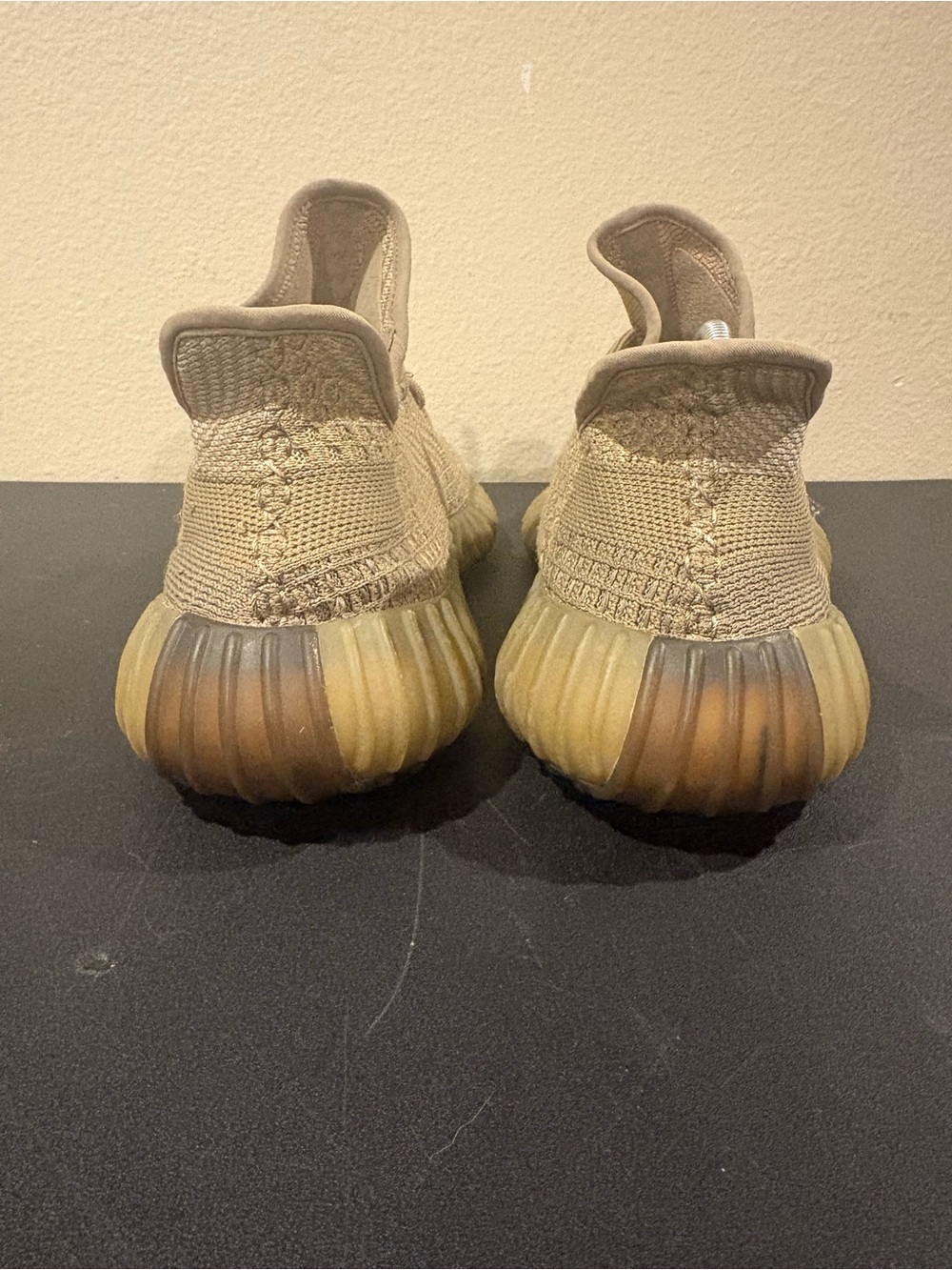 Adidas Yeezy Boost 350 V2 Men's Size 10.5 Sand Taupe - Picture 6 of 9